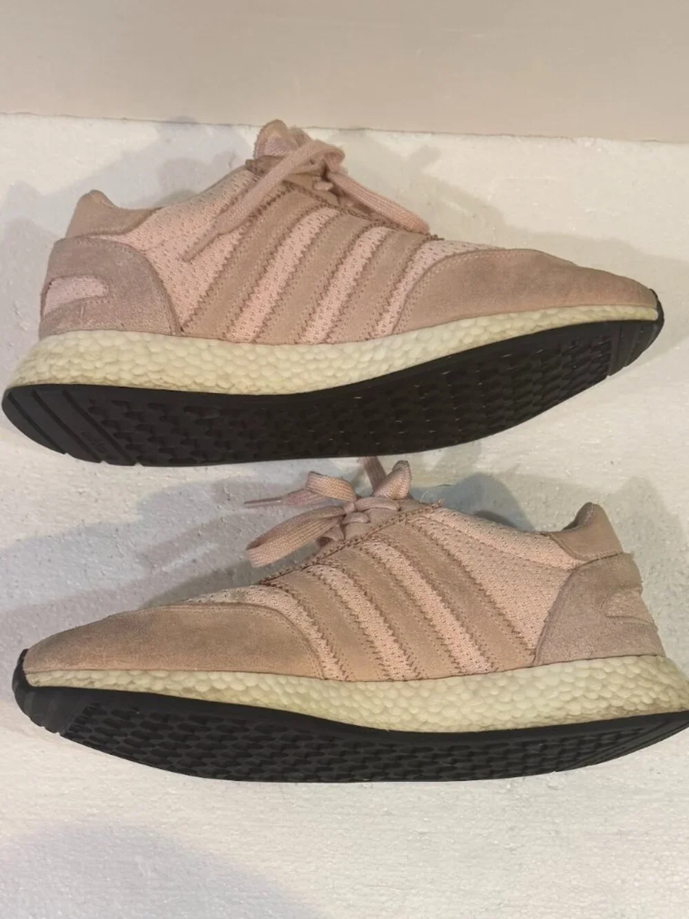 adidas I-5923 Icey Pink Men's Size 10.5 Low Top Lace-Up Sneakers D96609   Solid